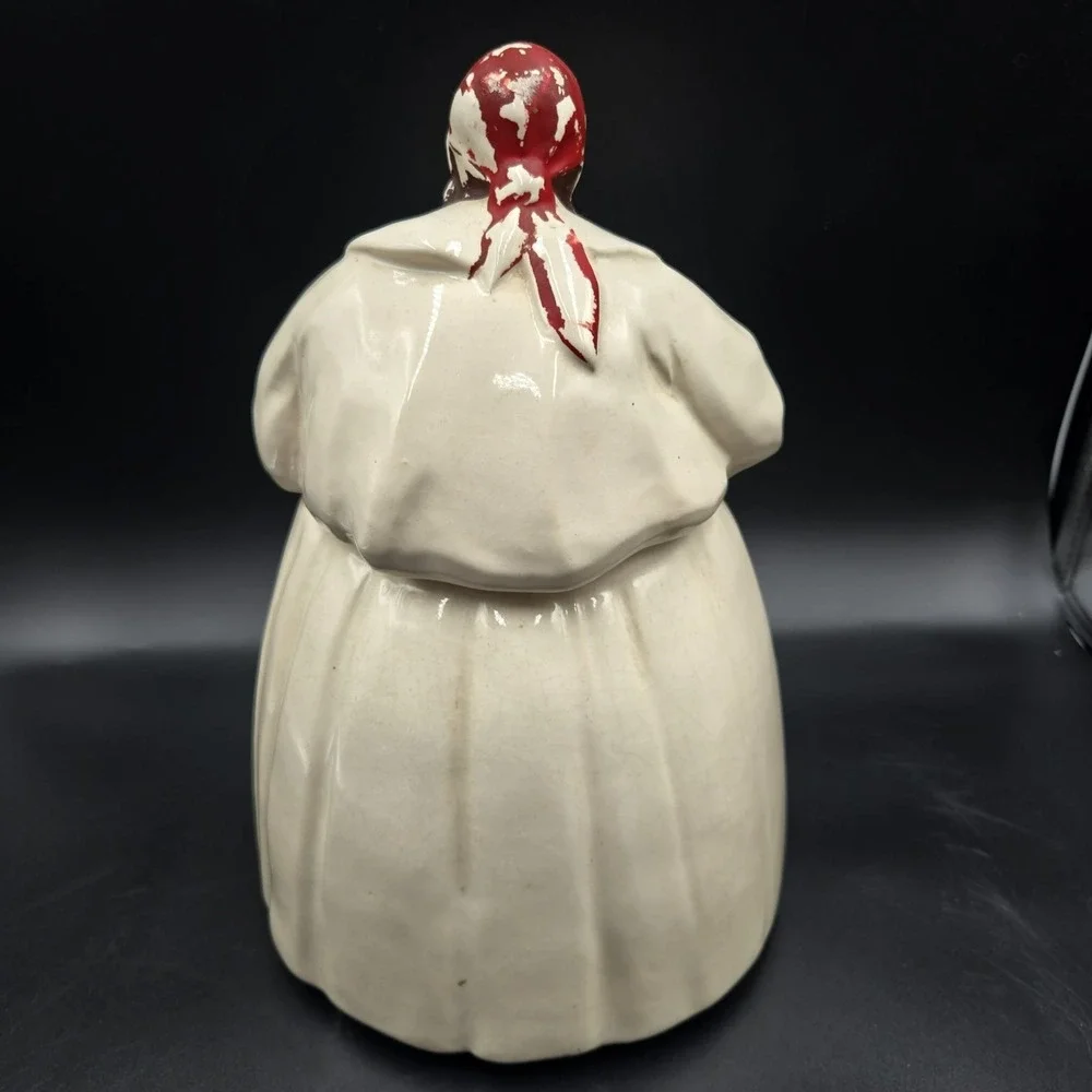 Vintage‎ McCoy 1940s Figural Woman Cookie Jar Pottery Raised Cookies
